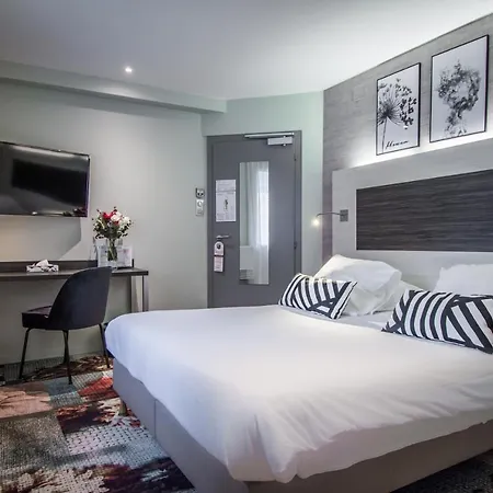 Couvent Du Franciscain Centre Hotel 3*
